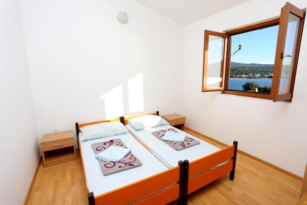 Apartments By The Sea Rogoznica - 10338 Eksteriør billede