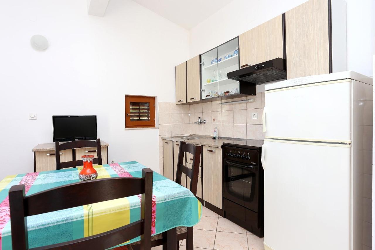 Apartments By The Sea Rogoznica - 10338 Eksteriør billede